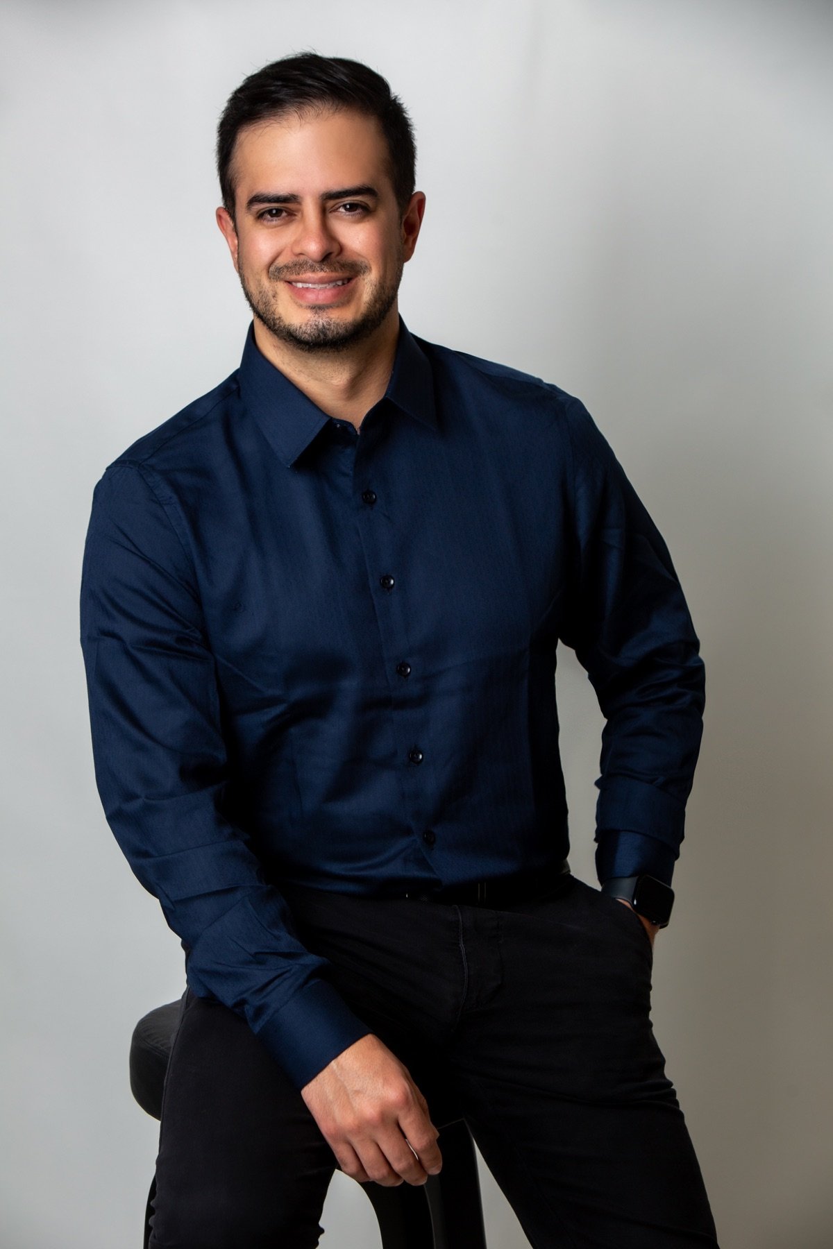 Dr. Edwin Ruales